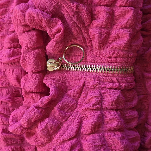 Cherie Los Angeles Bubble Romper - Picture 10 of 13